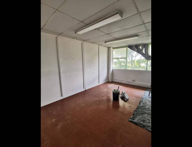 213M² OFFICE TO LET IN AIRPORT INDUSTRIA